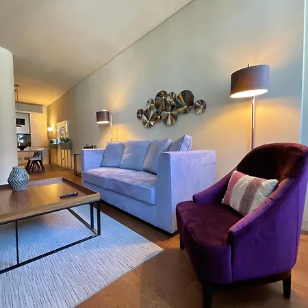 Апартаменти Modern Ii Rooftop & Tejo View River